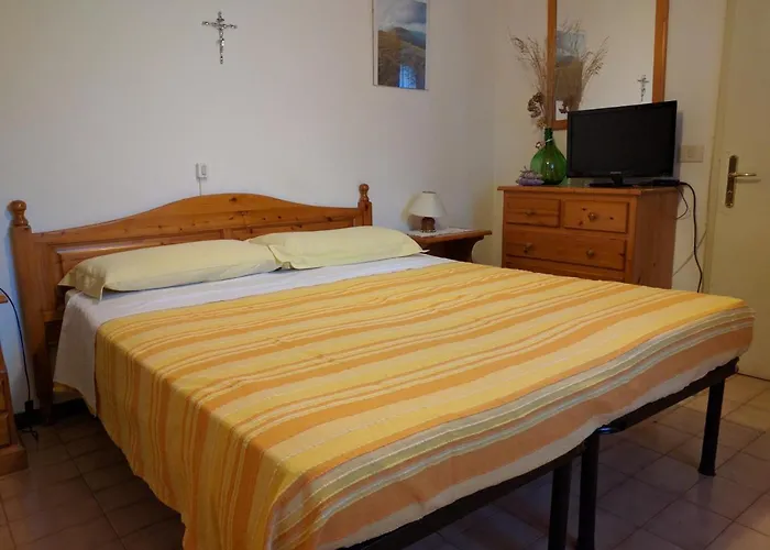 Oda ve Kahvaltı Serenella Sestola